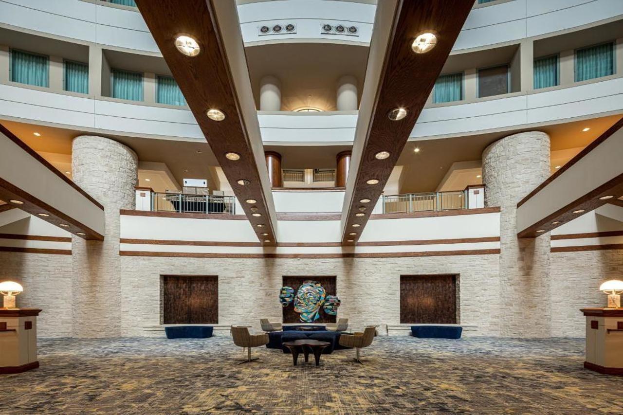 Hilton Austin Airport Hotel Exterior foto